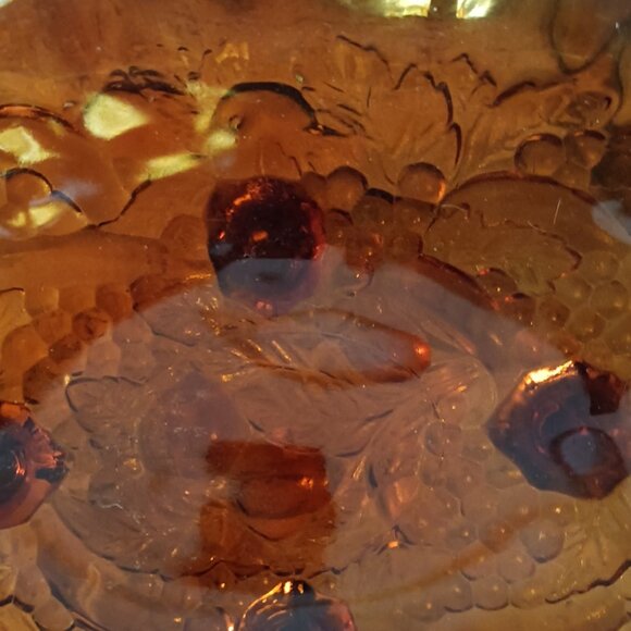 Vintage Indiana Glass Fruit Harvest pattern amber glass oval footed centerpiece - Picture 3 of 7